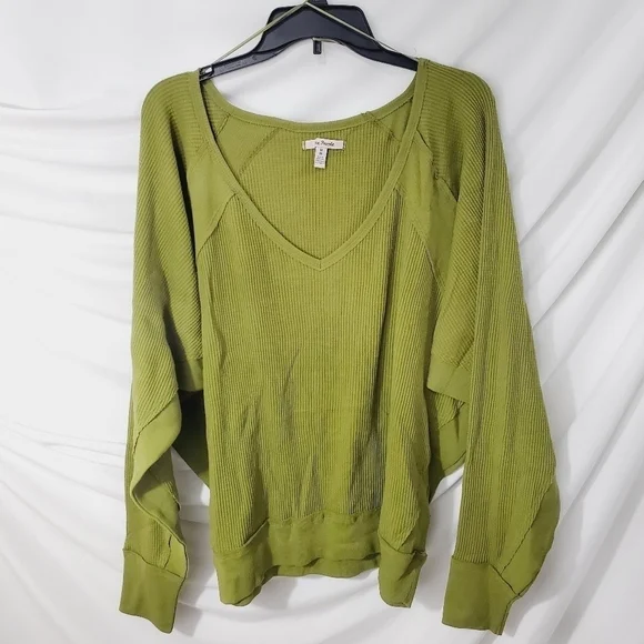 Free People Santa Clara Thermal Waffle knit long sleeve Dolman in Ferngully NWT - Picture 8 of 13
